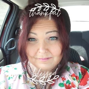 Meet your Posher, Michelle renee